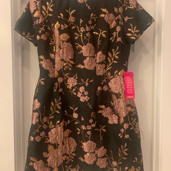 Belle Badgley Mischka Karina Boat Neck Floral Metallic Print Brocade Dress. - Picture 2 of 5